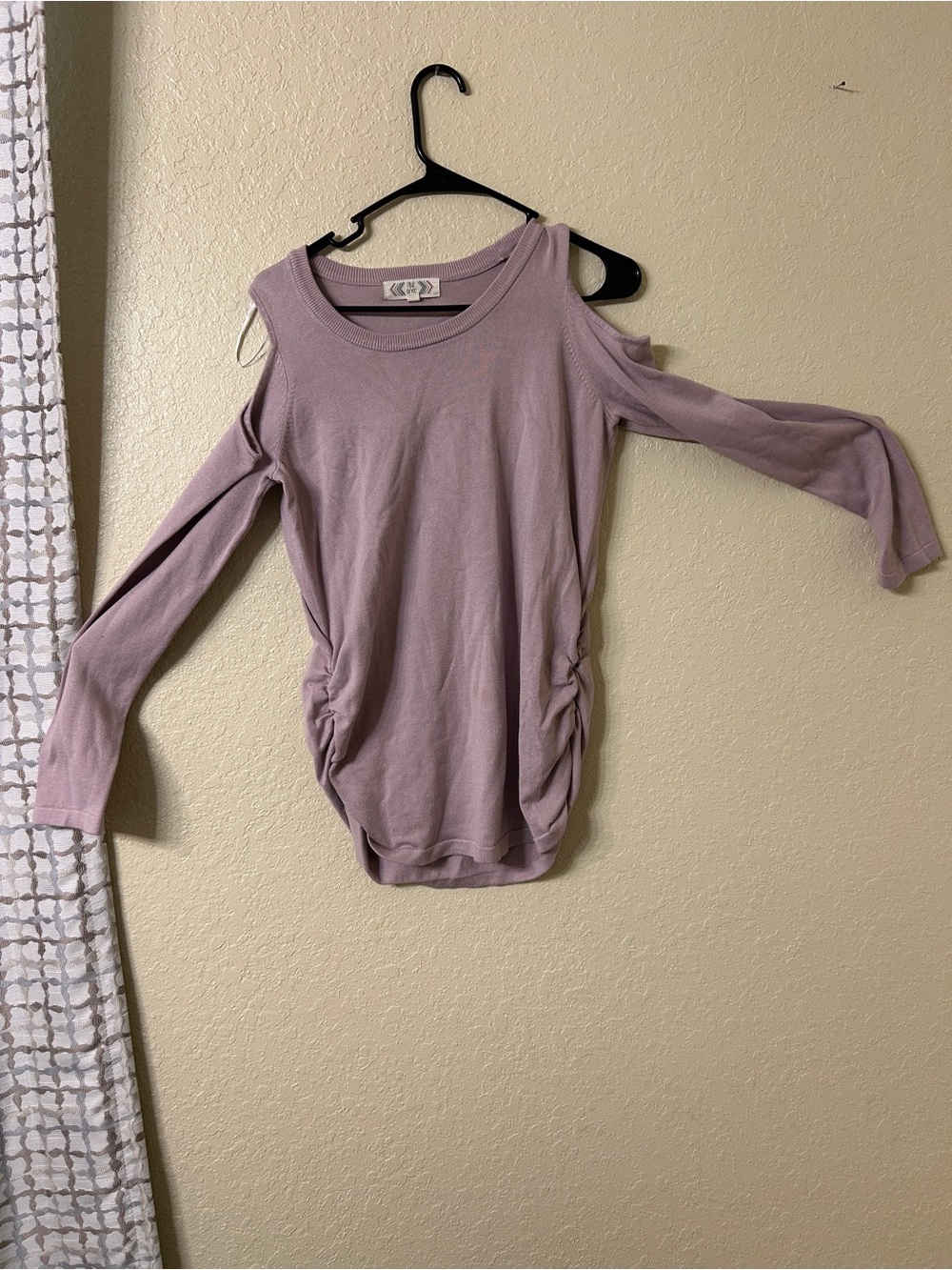 Pink Rose Mauve Cold Shoulder Ruched Knit Pullover Sweater Size Large-L108